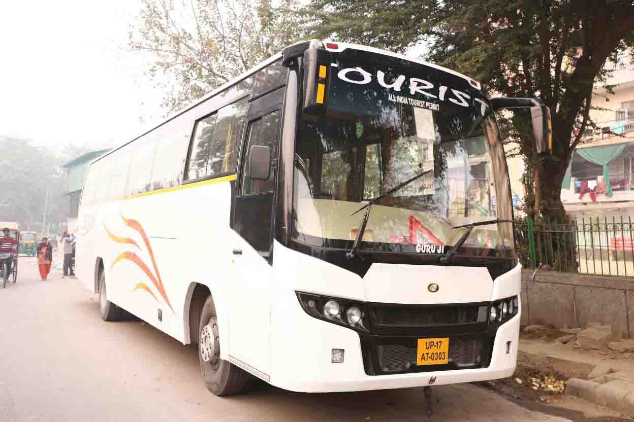 tourist bus